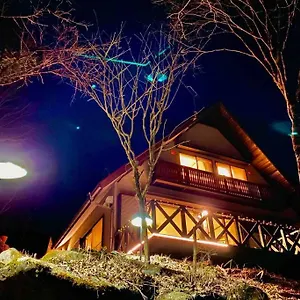 Yorokobu箱根森林中的独栋别墅，富士山，适合开party ヴィラ 箱根町